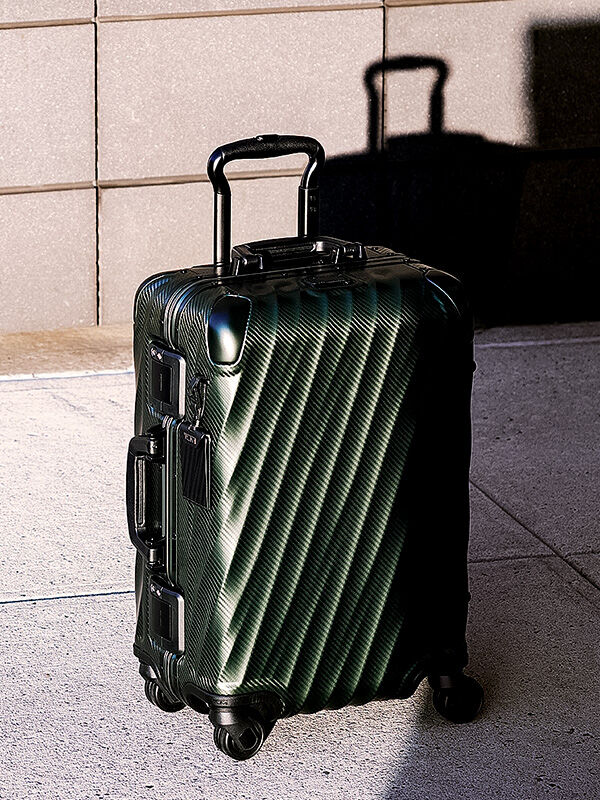 Tumi zurich hotsell airport