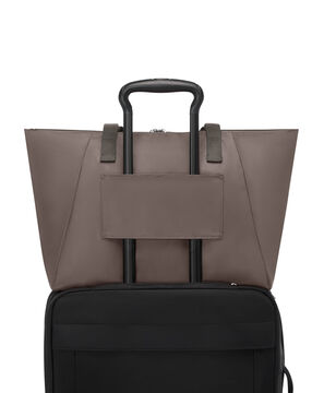 Voyageur Medium Tote Just In Case&reg;