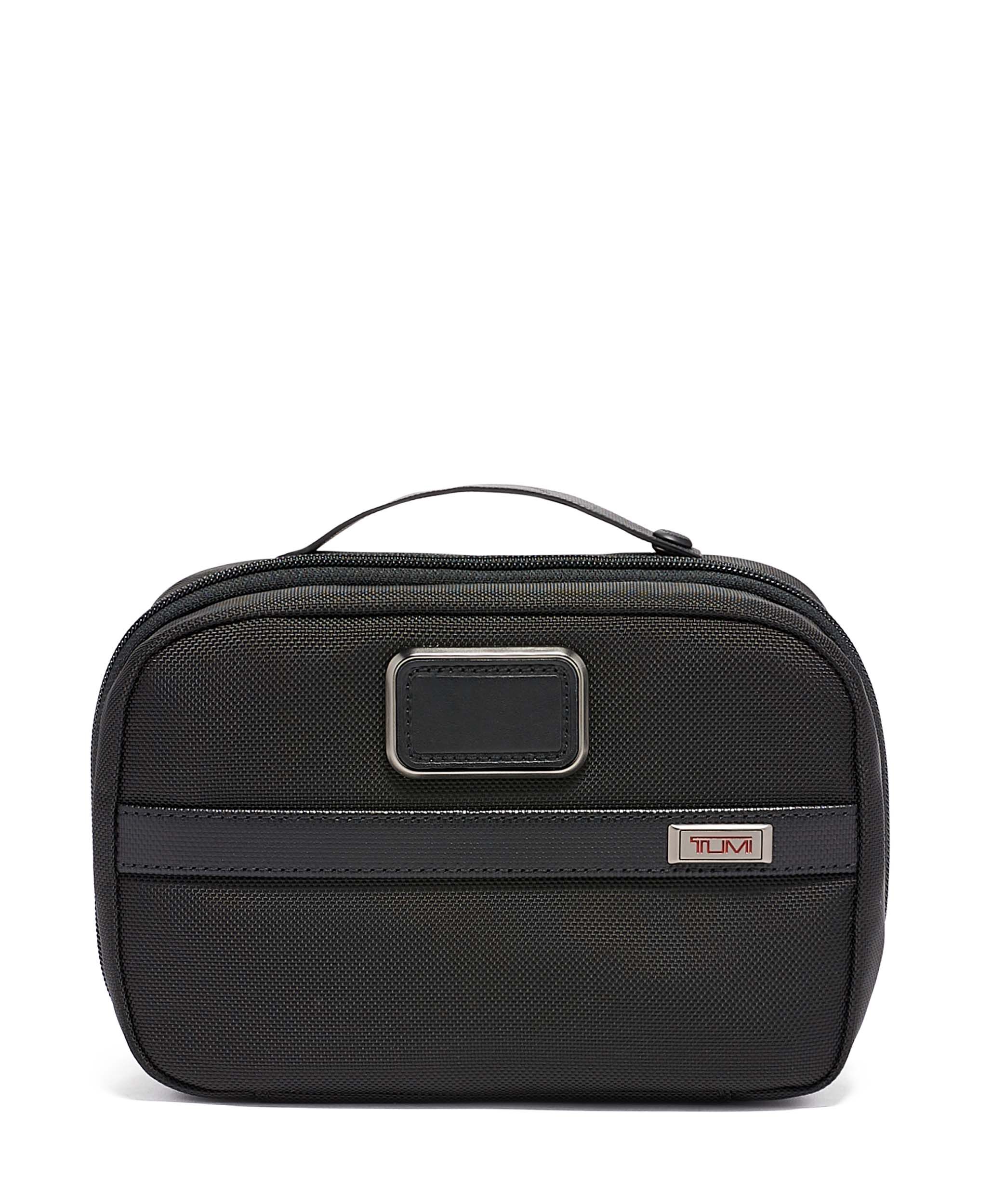 tumi alpha 2 dopp kit
