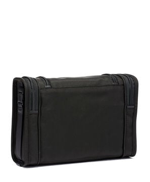 Alpha 3 Hanging Travel Kit