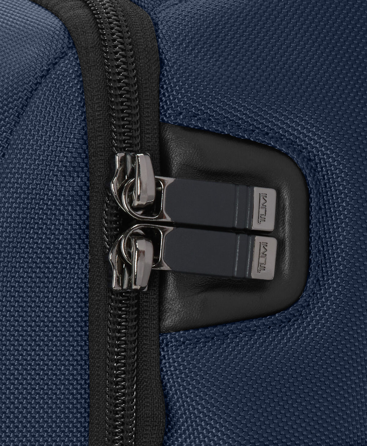 TUMI Brief Pack TUMI