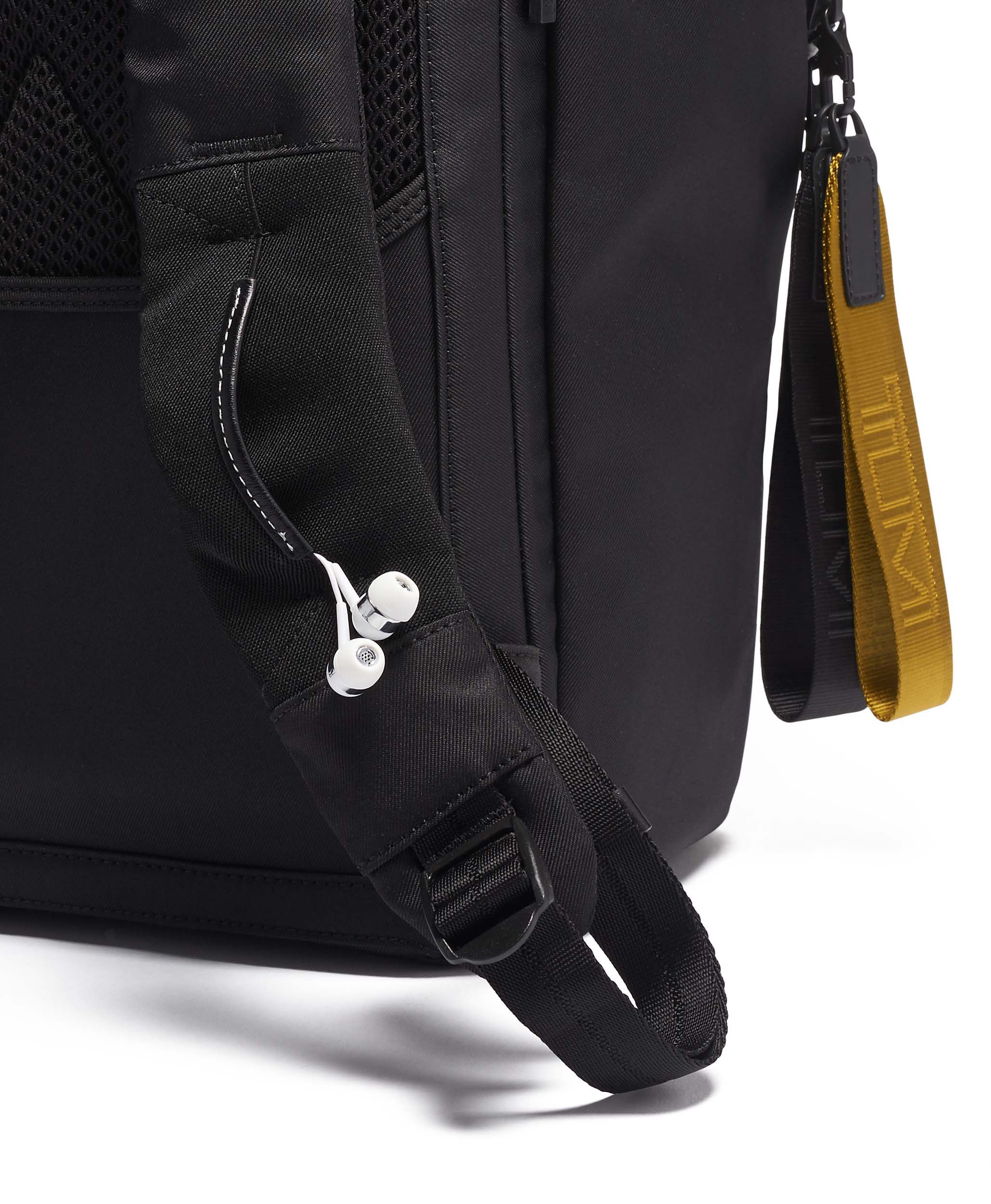 Tumi ridgewood backpack top