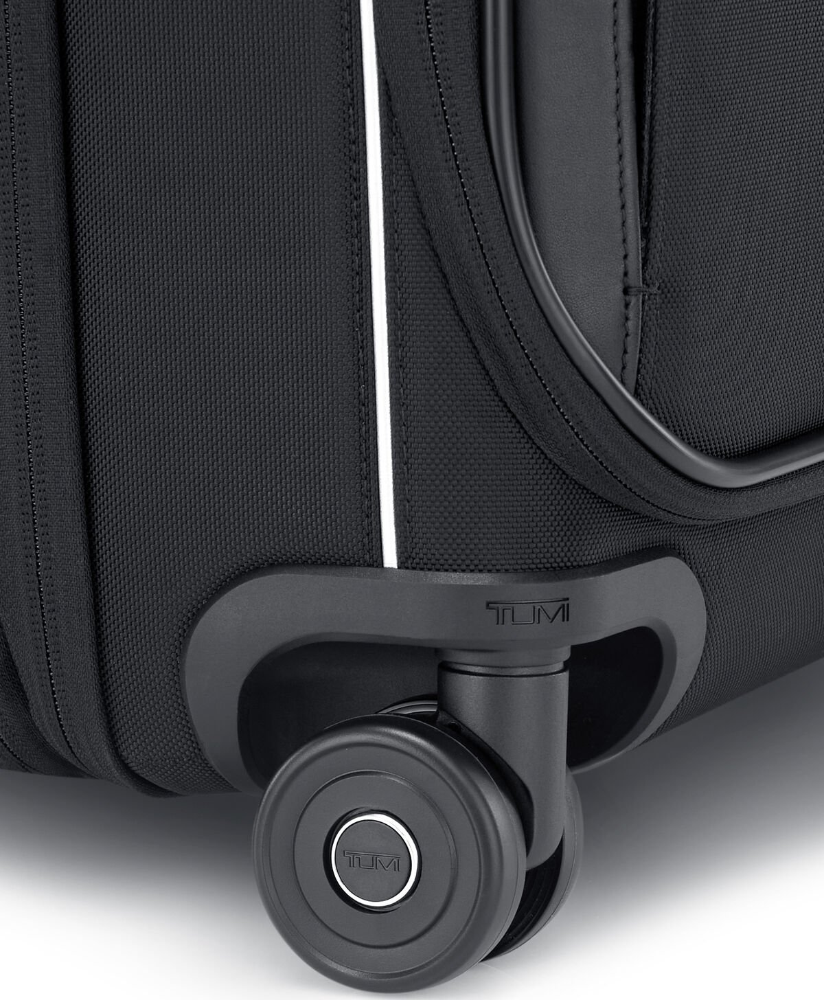 TUMI Continental Dual Access Expandable Carry-On 55 cm TUMI Continental Dual Access Expandable Carry-On 55 cm