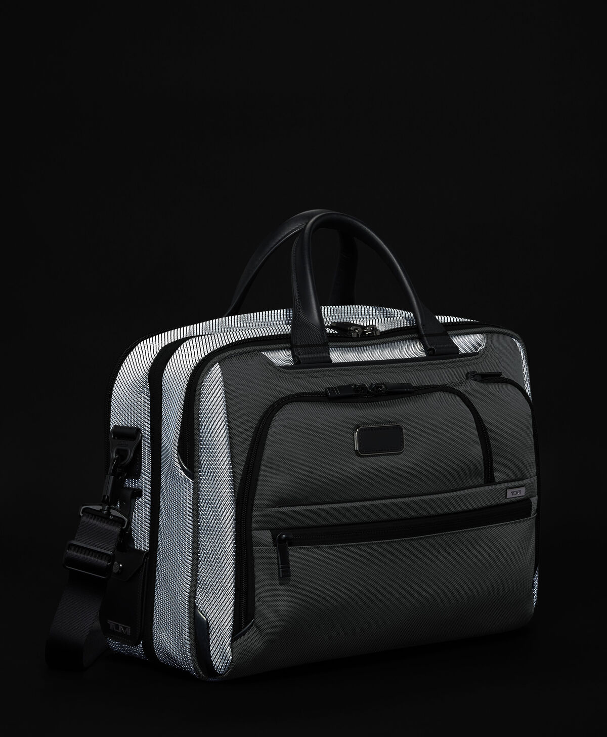 ALPHA Medium 15" Expandable Briefcase