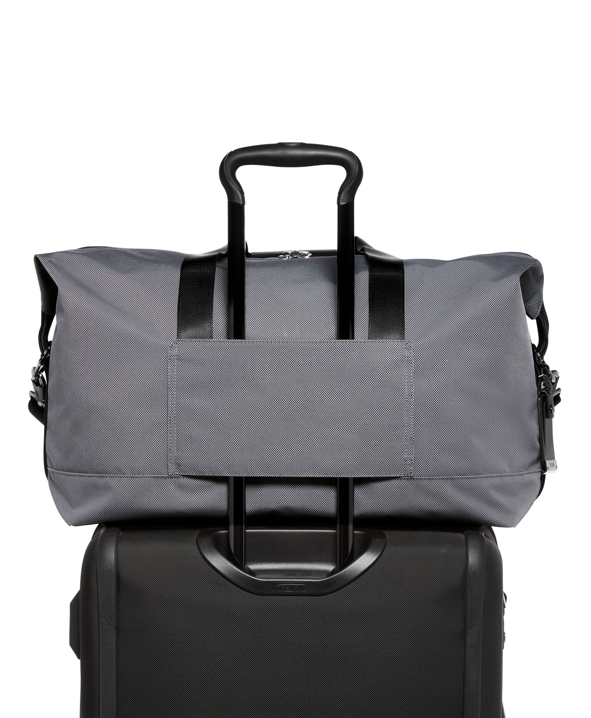 Tumi 2025 alpha satchel