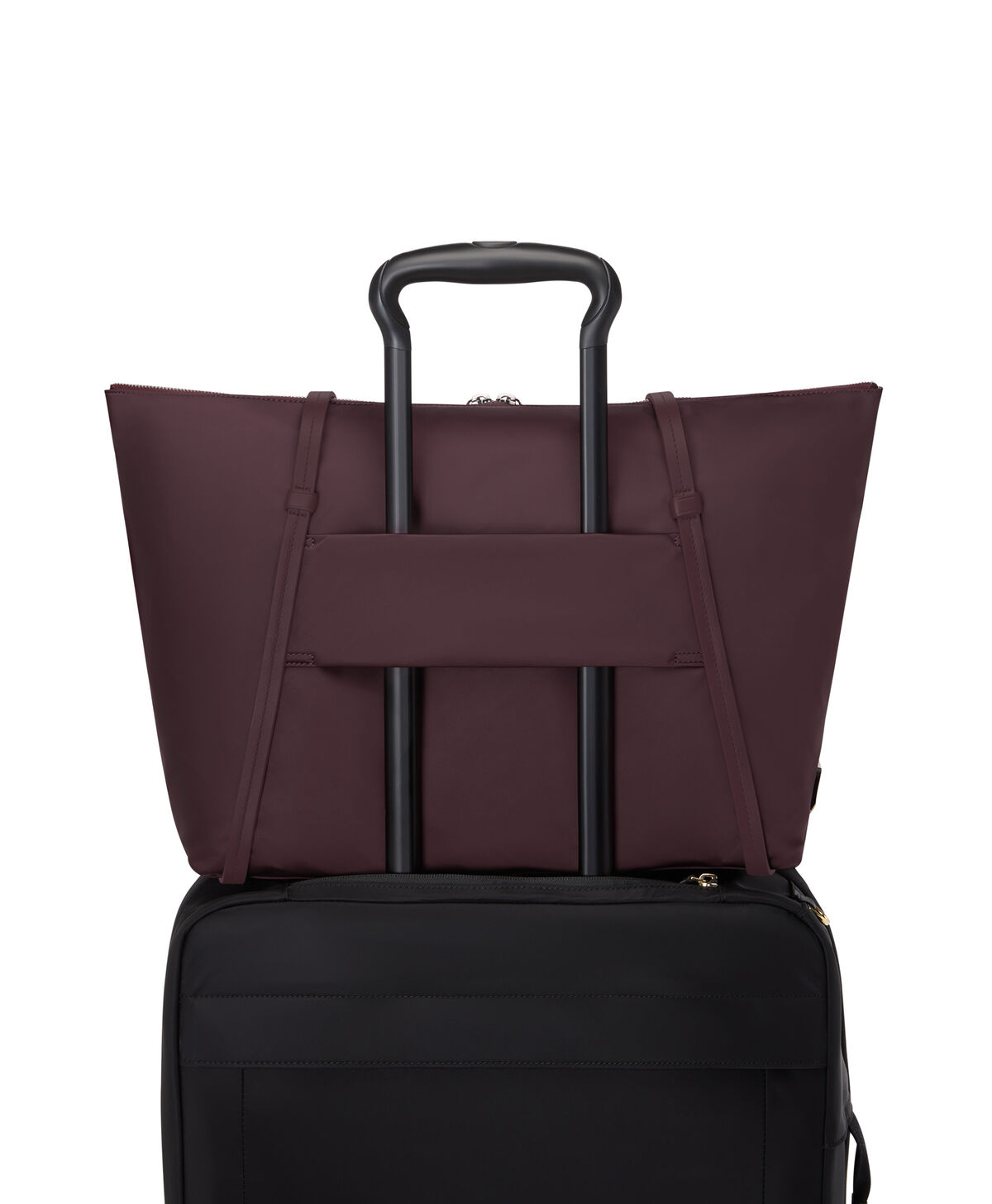 VOYAGEUR TOTE Q